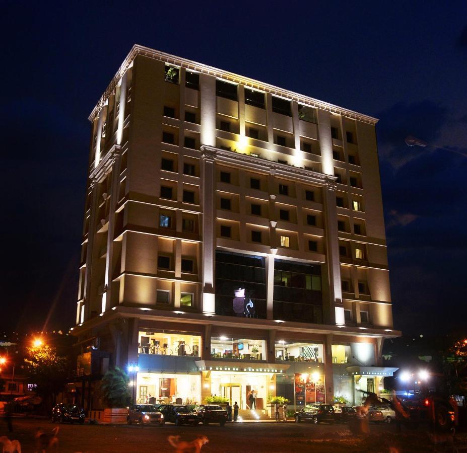 De Sovrani Hotel Kalkutta Kültér fotó