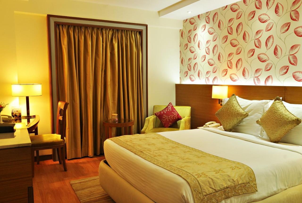 De Sovrani Hotel Kalkutta Kültér fotó